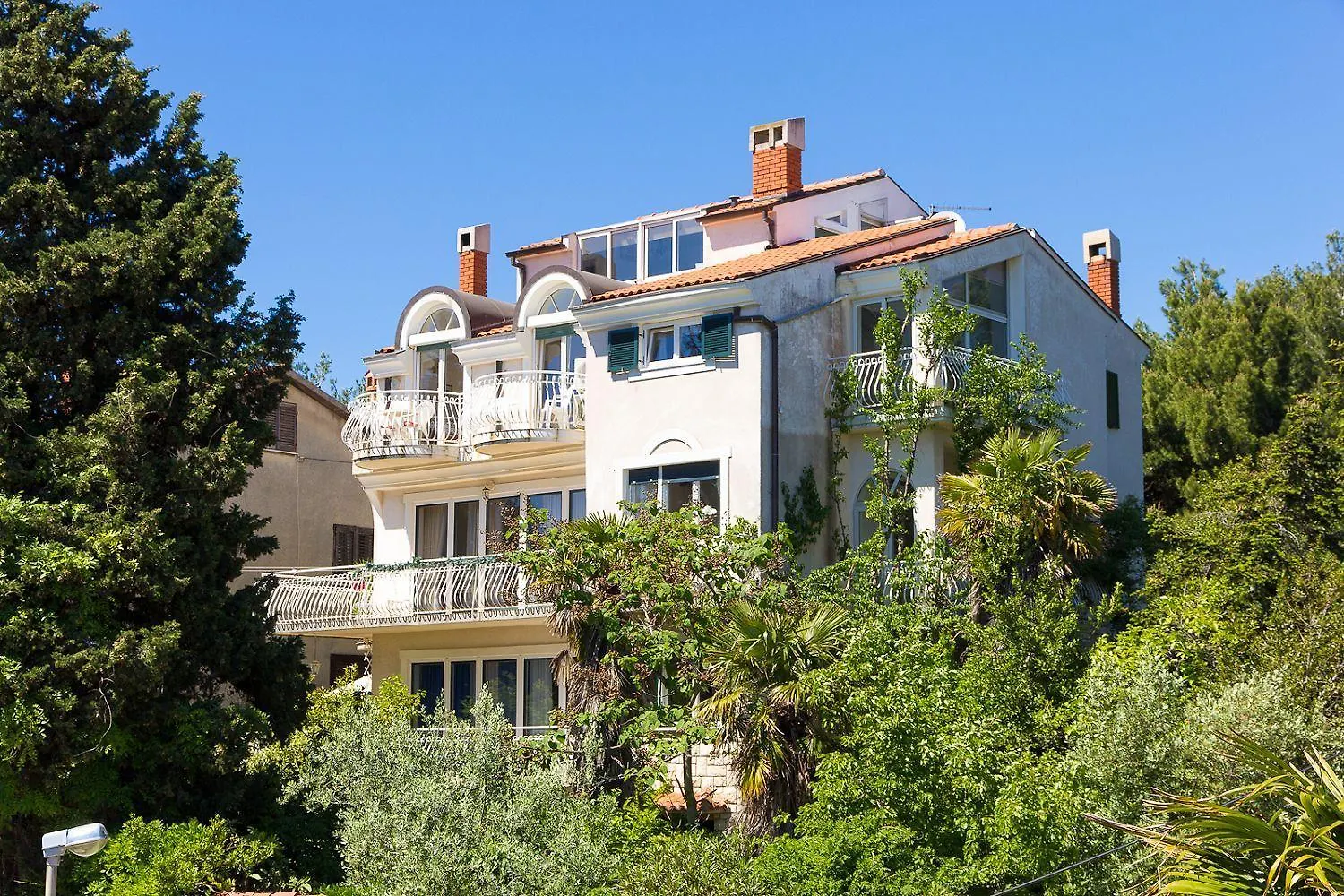 50 Meter Bis Zum Strand Mit Meerblick, Kueche, Wlan, Klima Πούλα